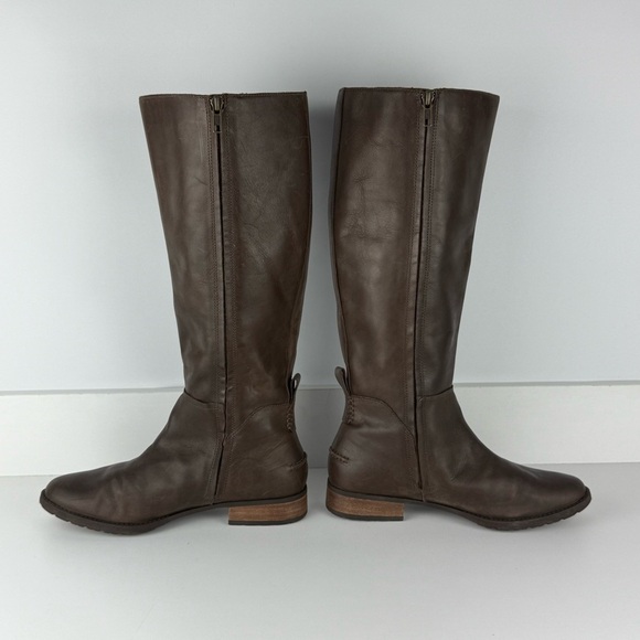 UGG Women’s Leigh Riding Boots – Size 8 - Picture 3 of 9